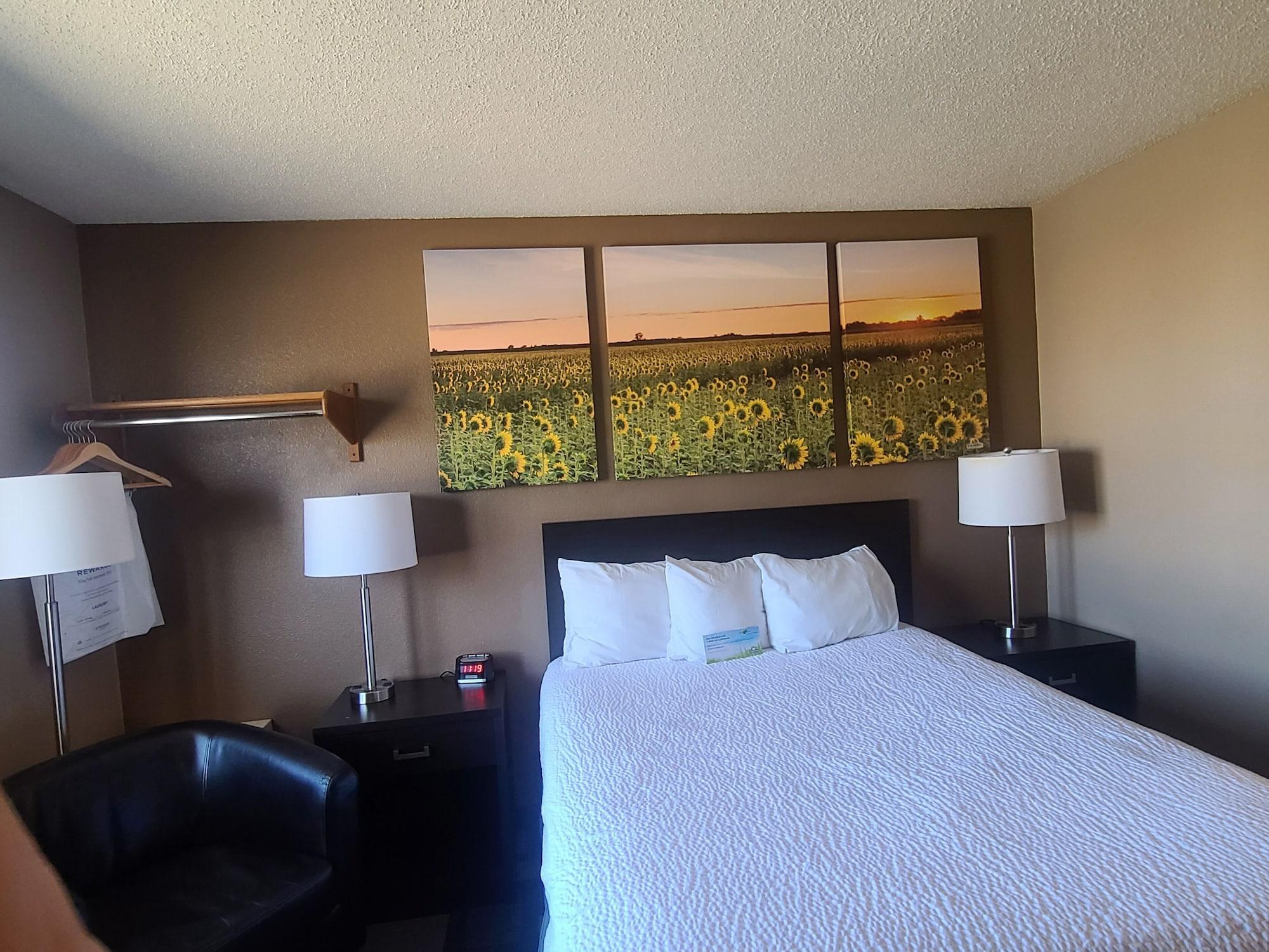 Days Inn By Wyndham Watertown Kültér fotó