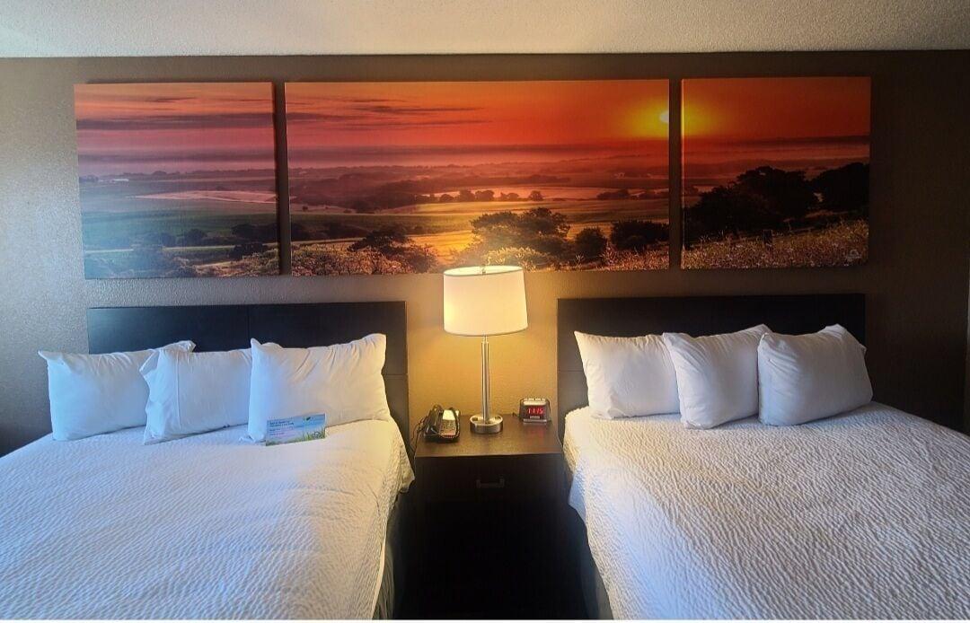 Days Inn By Wyndham Watertown Kültér fotó
