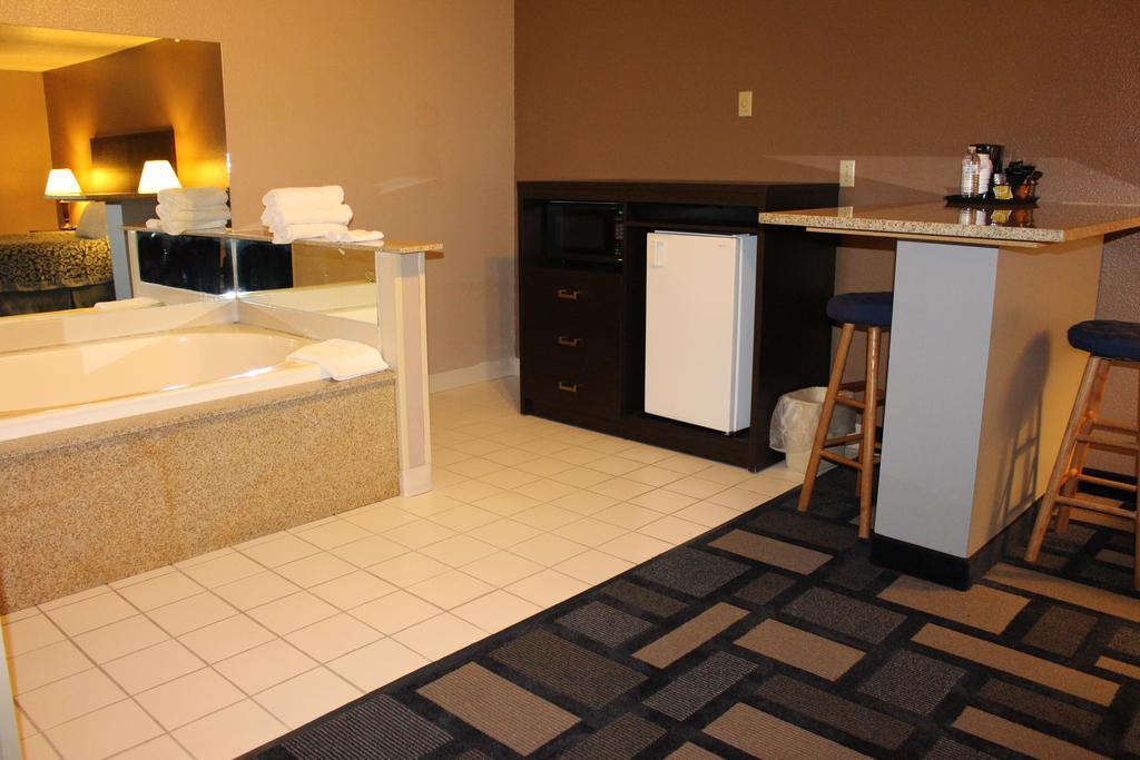 Days Inn By Wyndham Watertown Szoba fotó